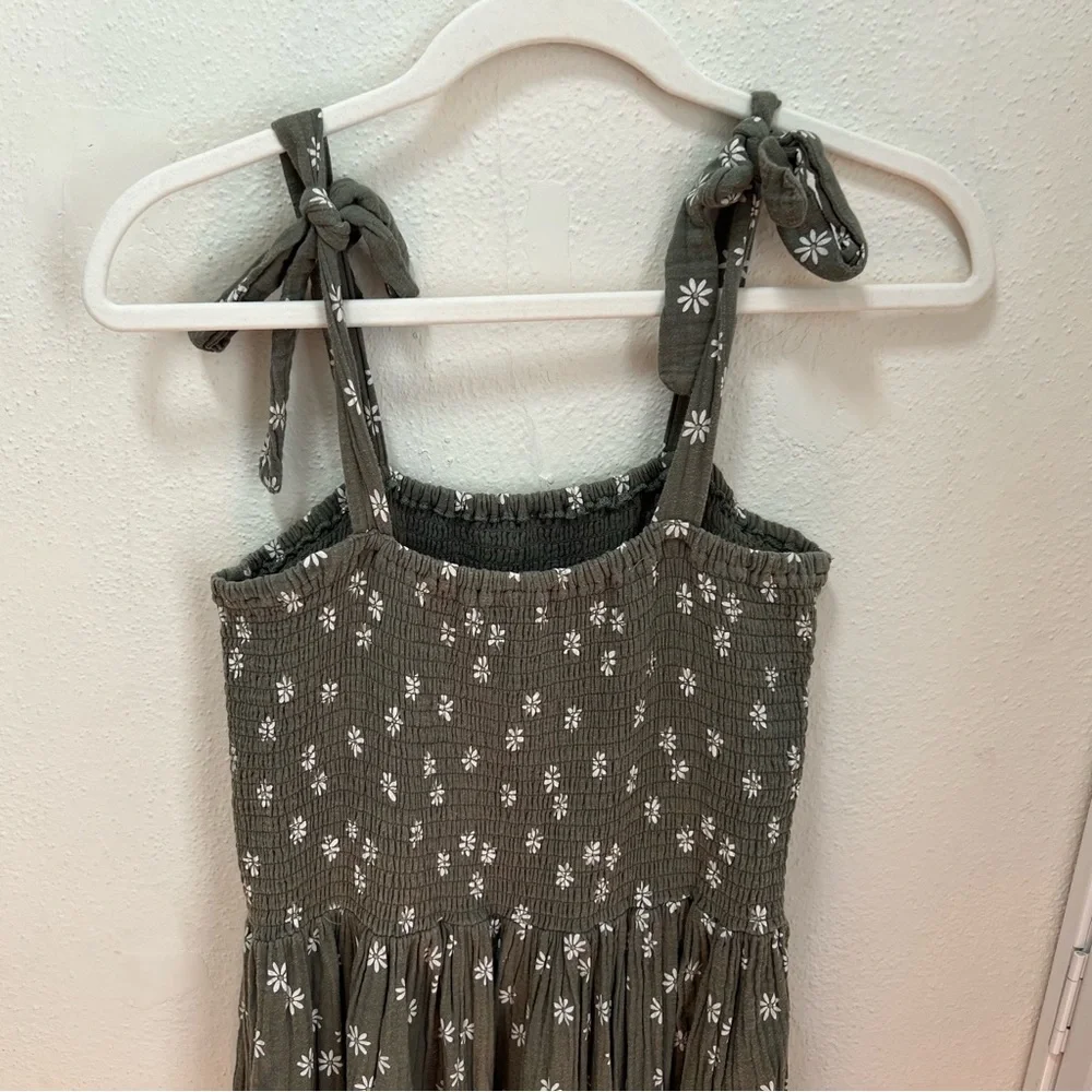 Rylee + Cru smocked dress - Picture 9 of 11